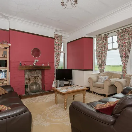 بيت للعطل Hartrees House *